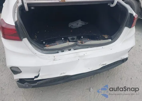 2024 Kia Forte Lxs z USA, uszkodzony, nr VIN 3KPF24AD7RE706903